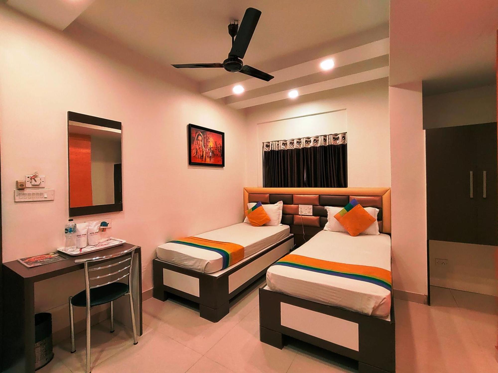 Hotel Steam Kolkata Ngoại thất bức ảnh
